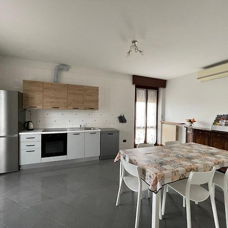 Casa Luigi - Appartamenti A Пескиера дел Гарда Екстериор снимка